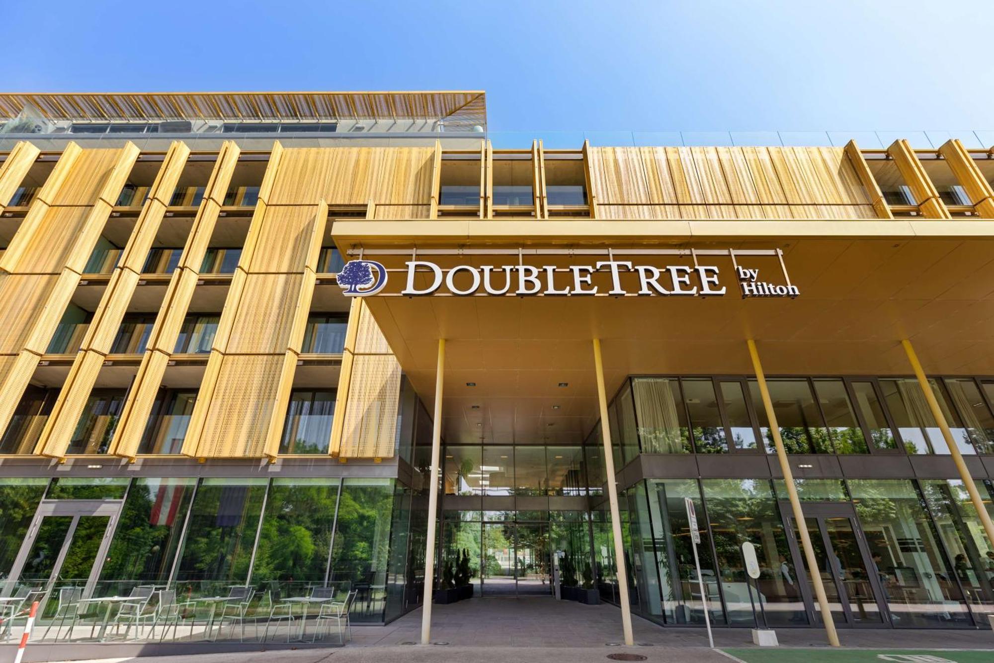 Doubletree by Hilton Wien Schönbrunn Exterior foto