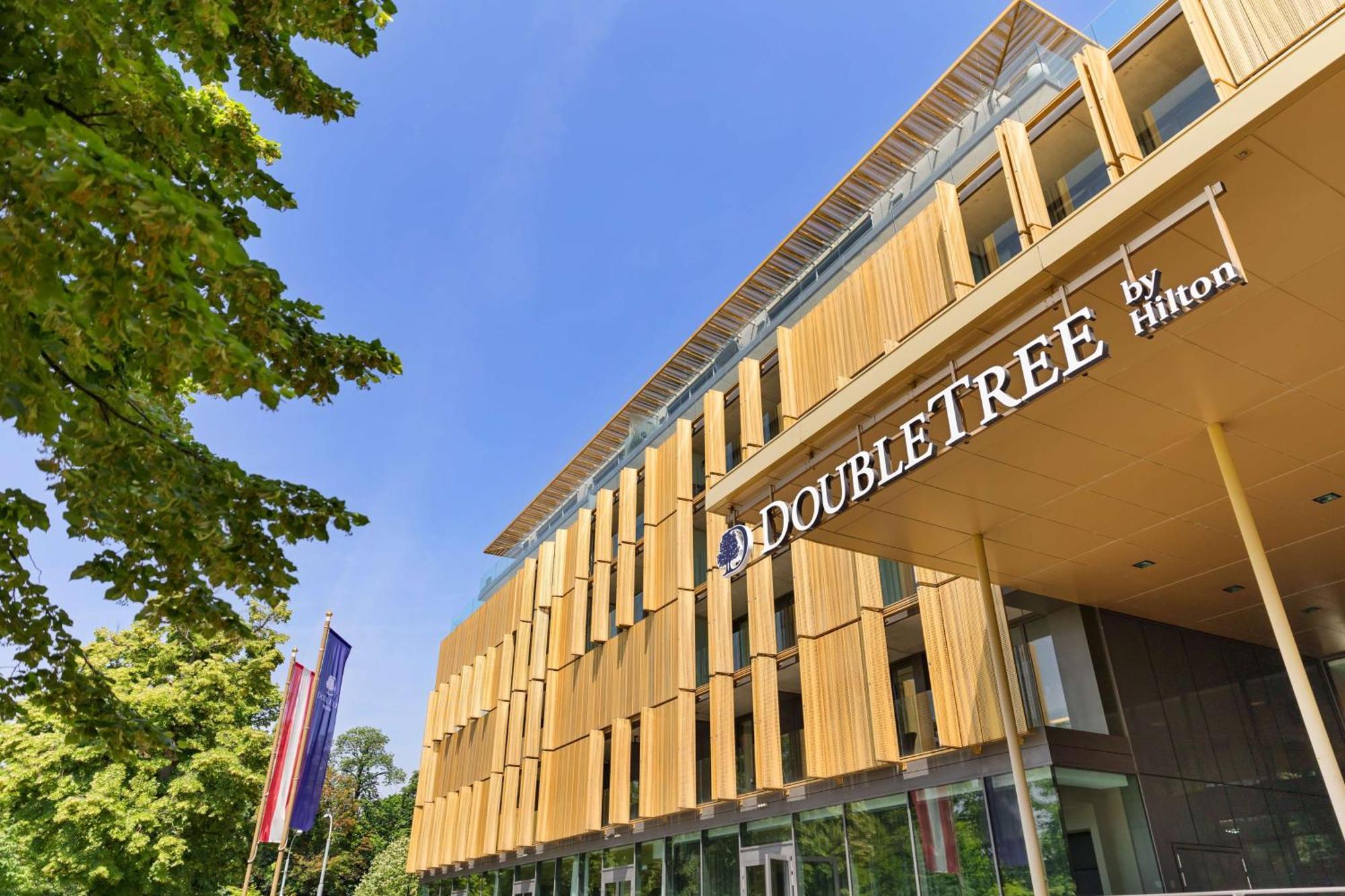 Doubletree by Hilton Wien Schönbrunn Exterior foto
