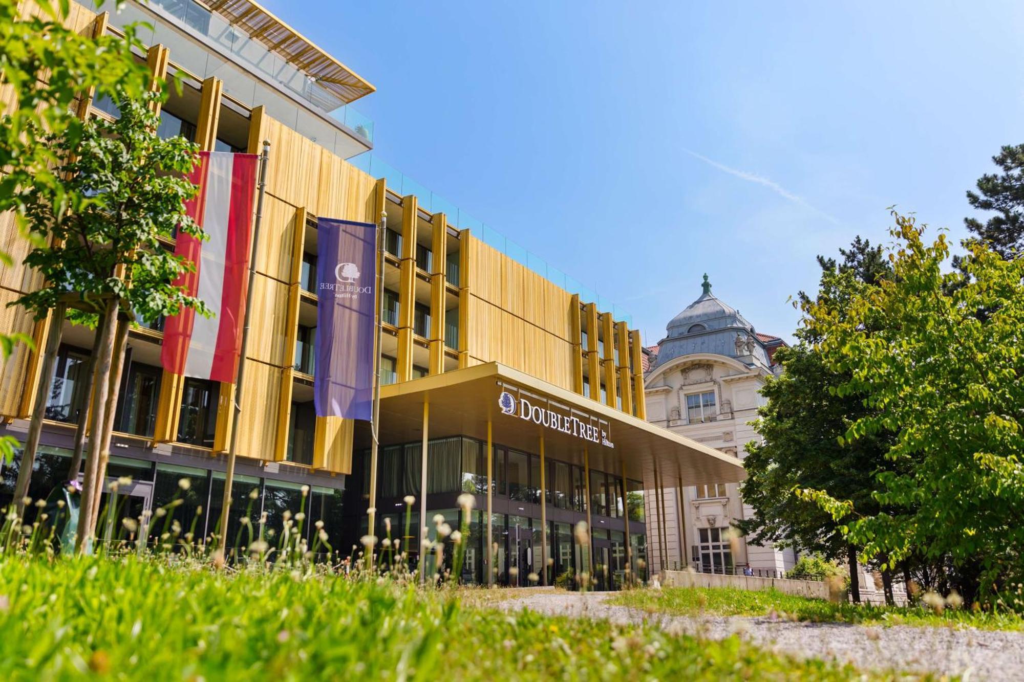 Doubletree by Hilton Wien Schönbrunn Exterior foto