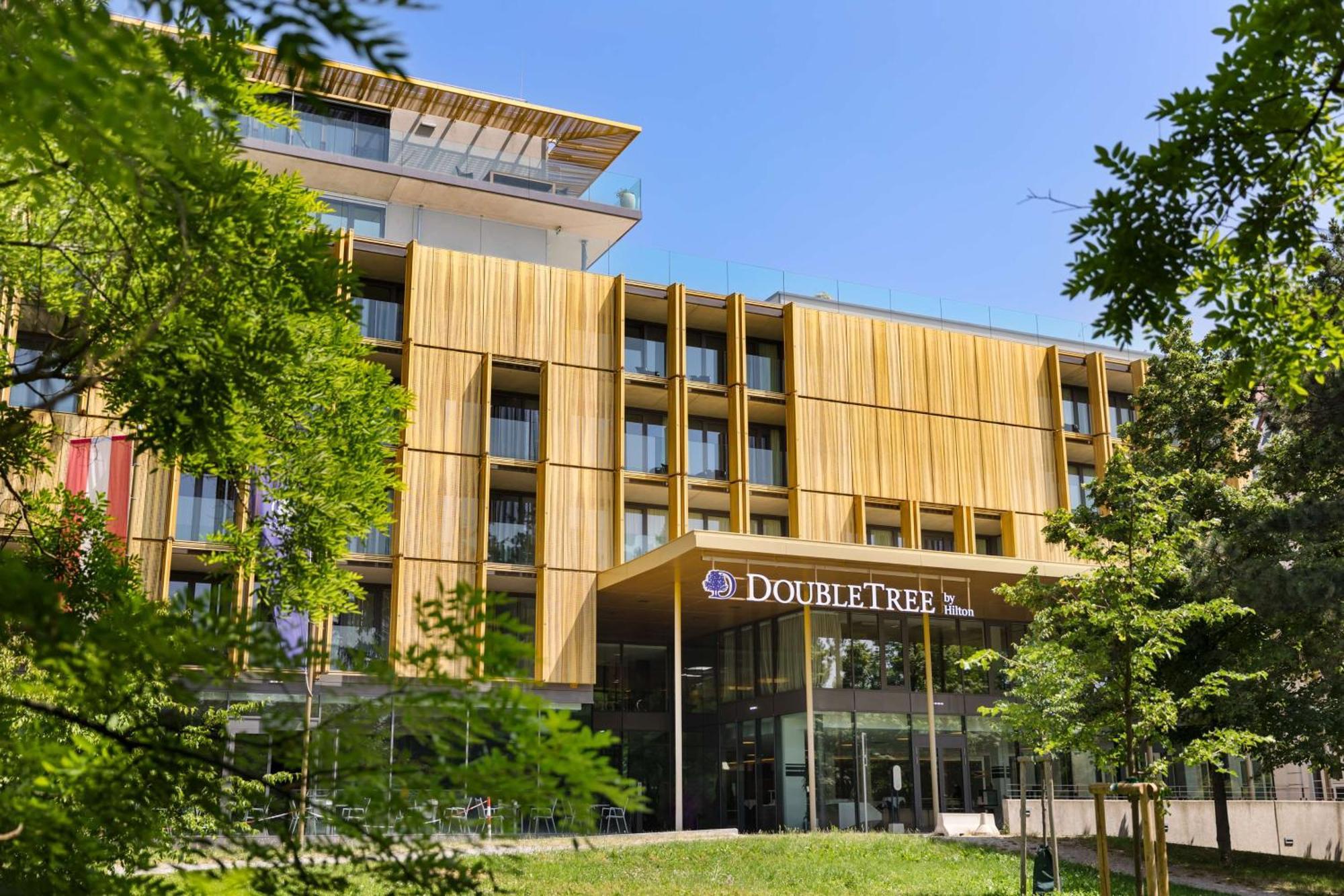 Doubletree by Hilton Wien Schönbrunn Exterior foto